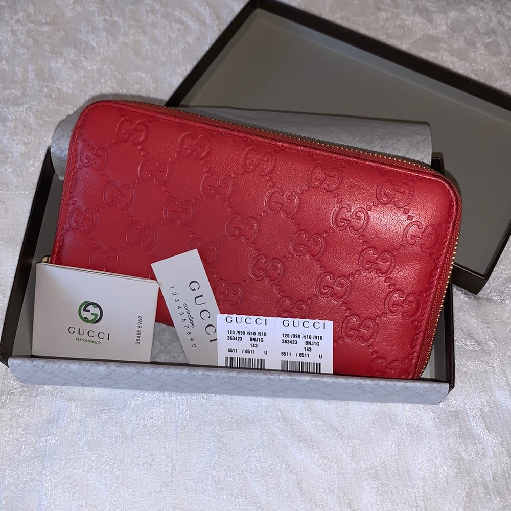 Gucci Leather Wallet